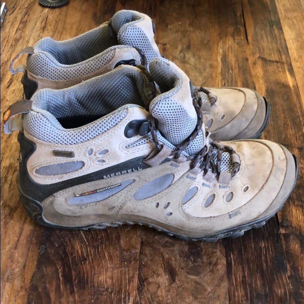 🥾 Merrell waterproof hiking boots